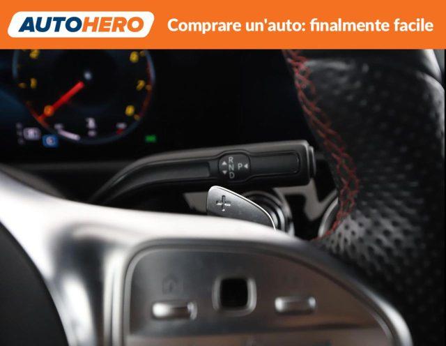 MERCEDES-BENZ A 200 Premium