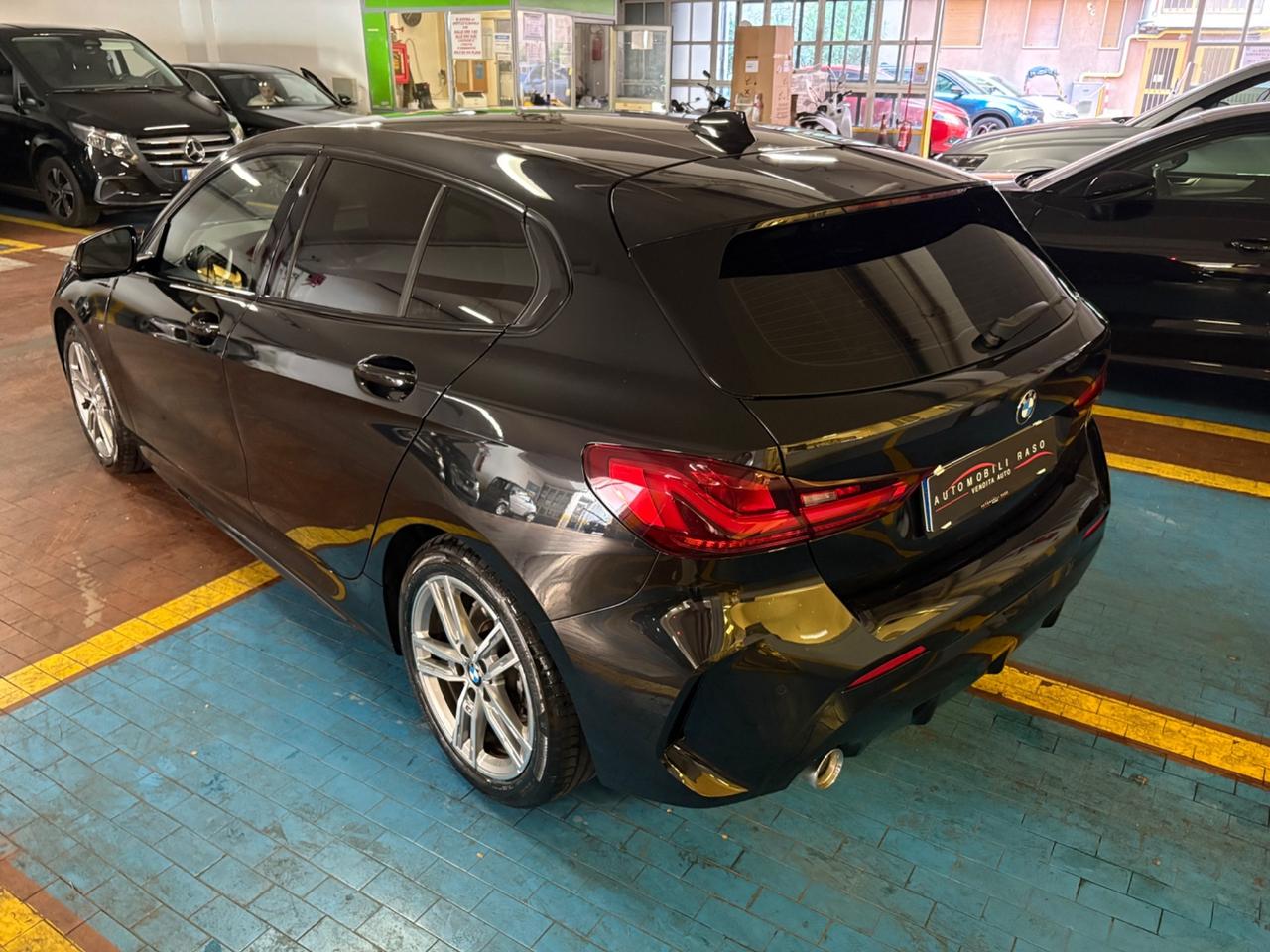 Bmw 116 116d 5p. Msport
