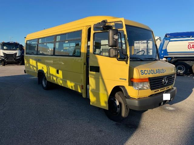 Mercedes-Benz 818 CDI SORA 43+2+1