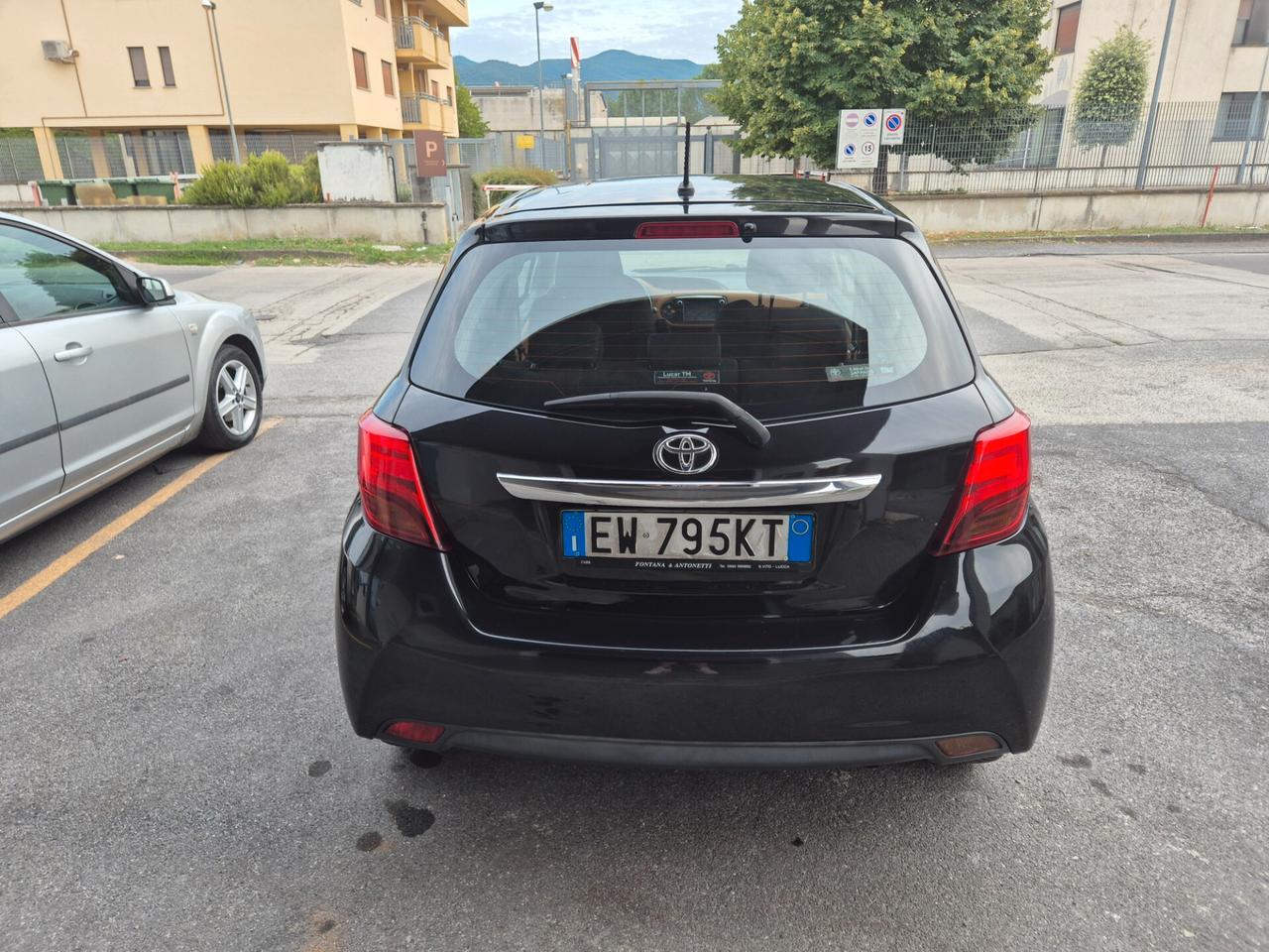 Toyota Yaris 1.0 5 porte Lounge POCHISSIMI KM!!!!!!!