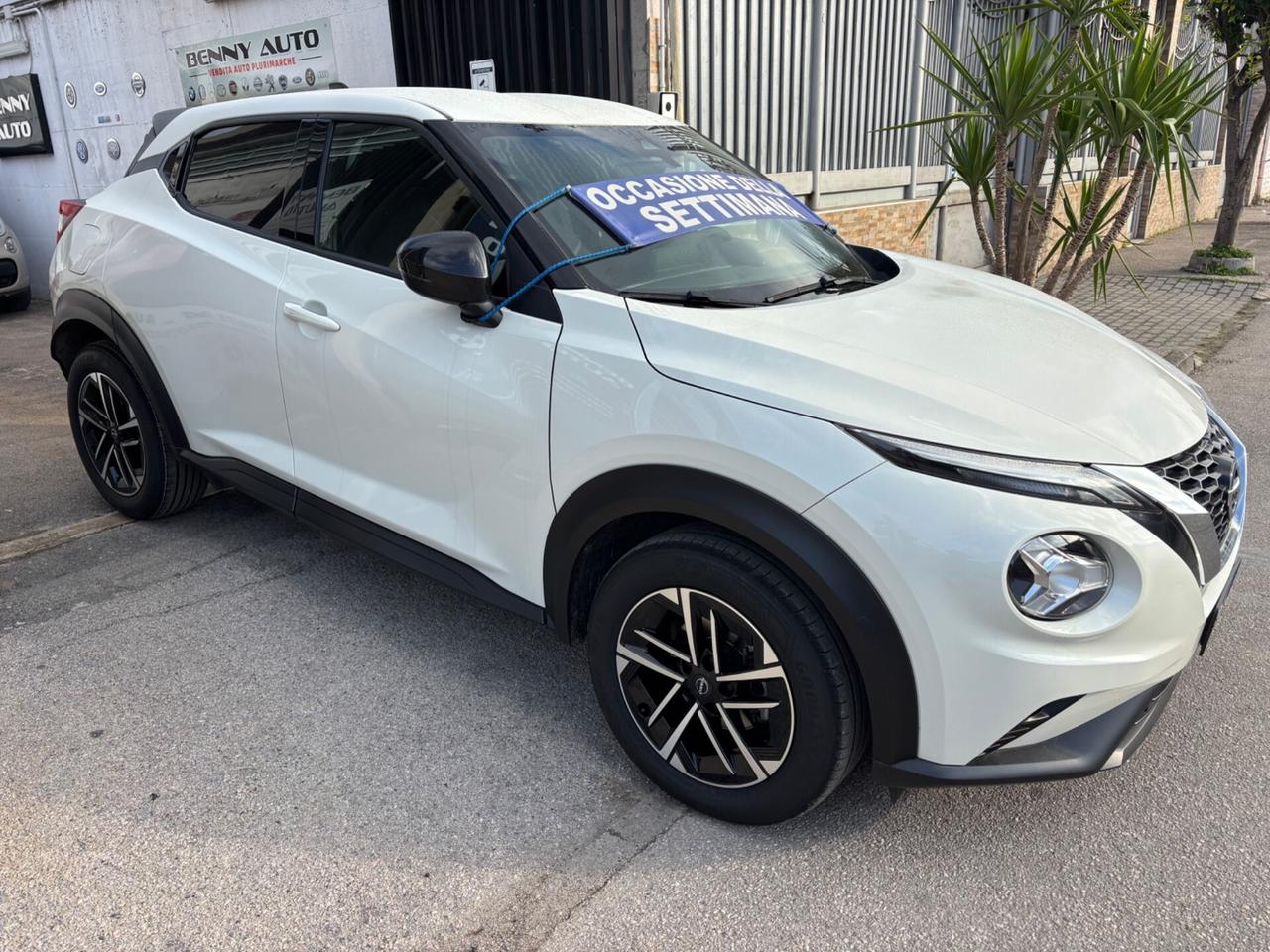 Nissan Juke 1.0 DIG-T 114 CV N-Connecta