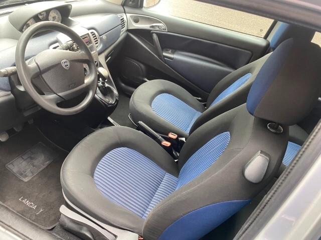 Lancia Ypsilon 1.2 Argento