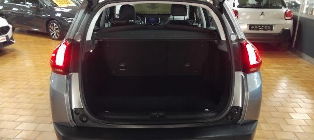 PEUGEOT 2008 1.2 PureTech 82 Allure