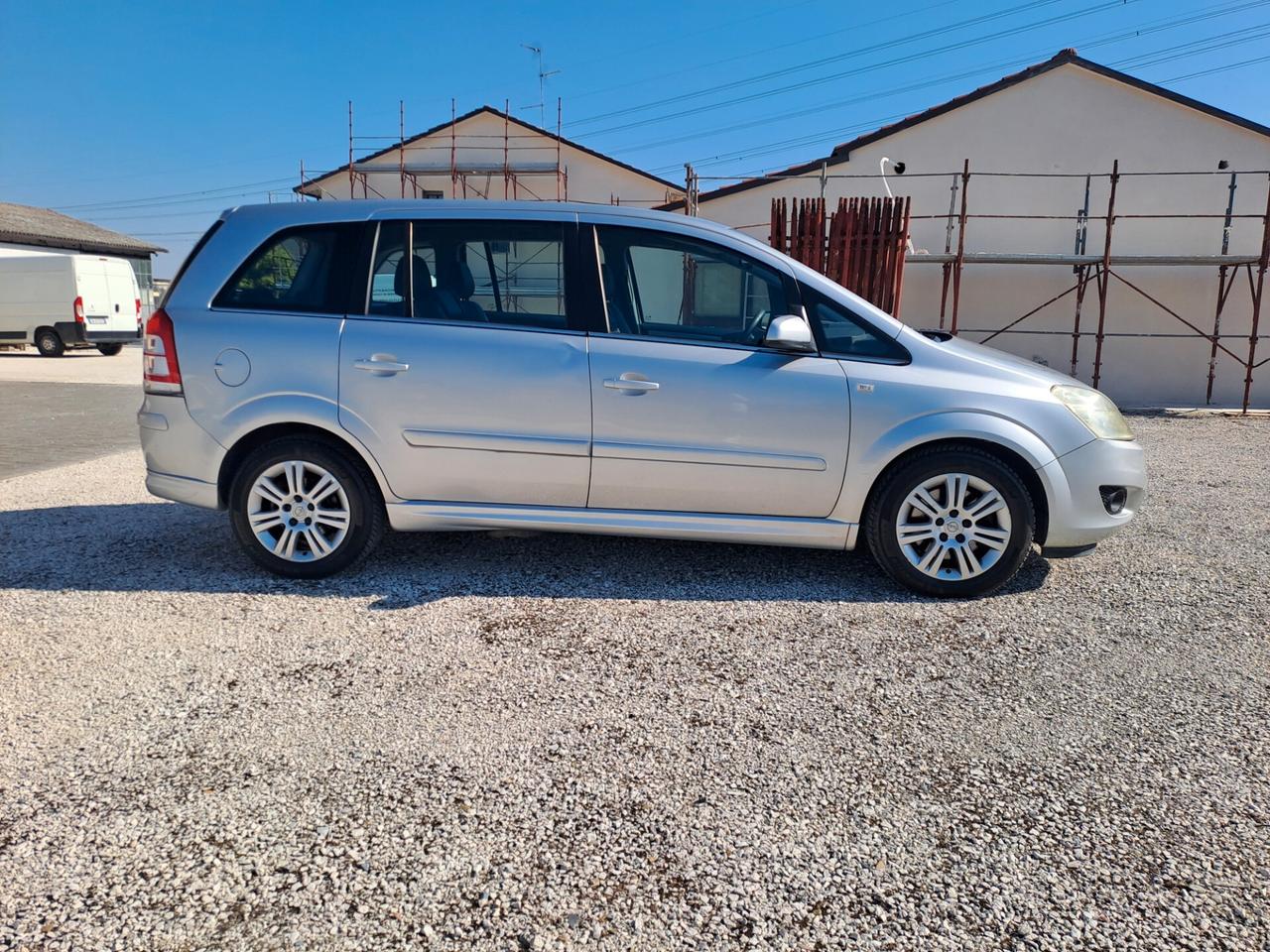 Opel Zafira 1.6 16V ecoM 94CV Edition metano