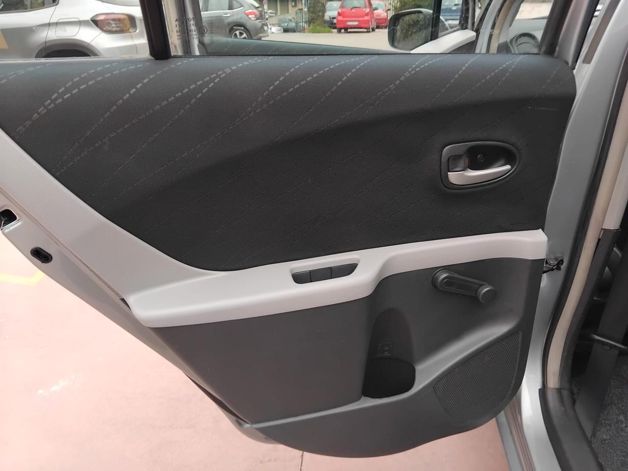 TOYOTA YARIS 5 PORTE PERFETTA