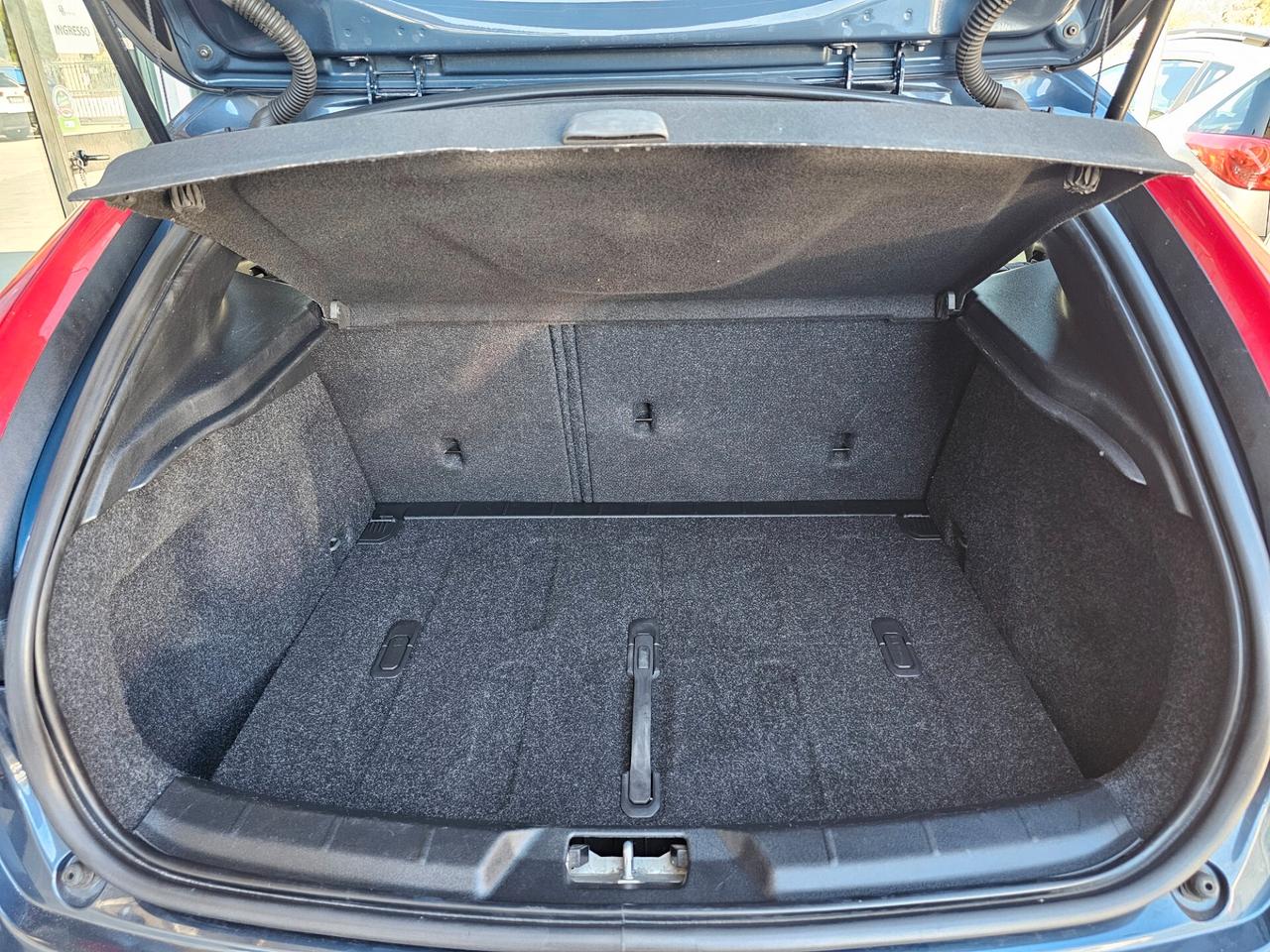 Volvo V40 D2 Business