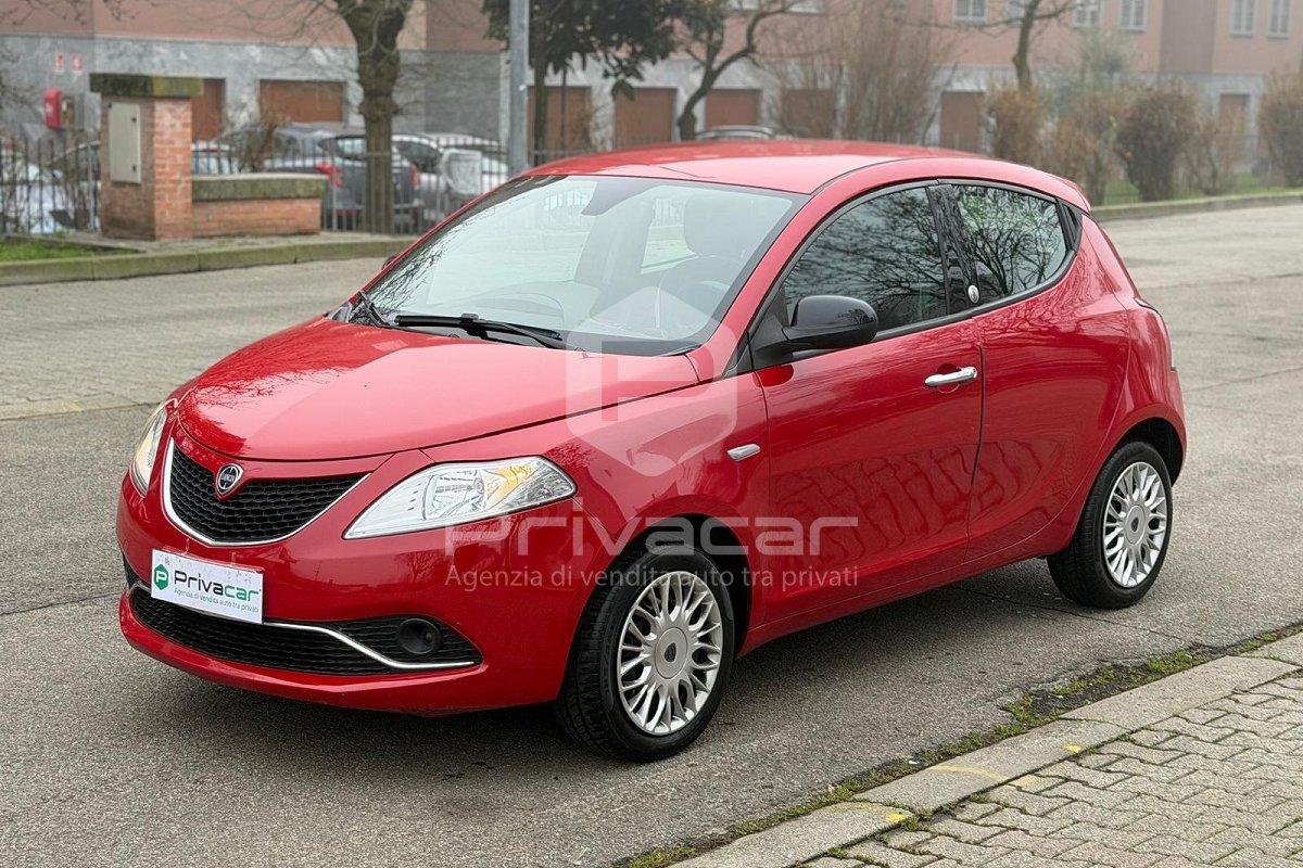LANCIA Ypsilon 1.2 69 CV 5 porte GPL Ecochic Gold