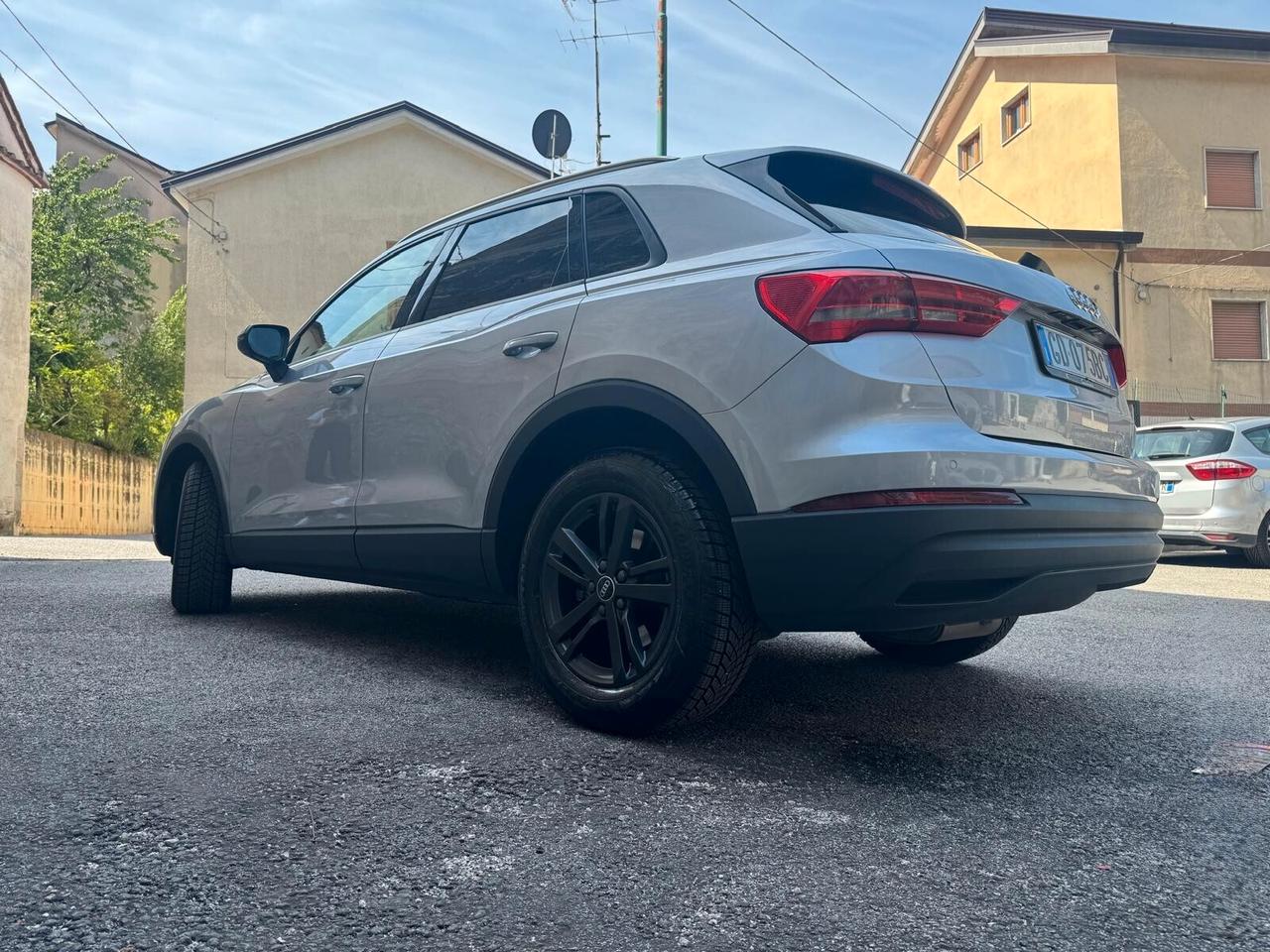 Audi Q3 2.0 TDI 150CV AUTOMATICO FULL