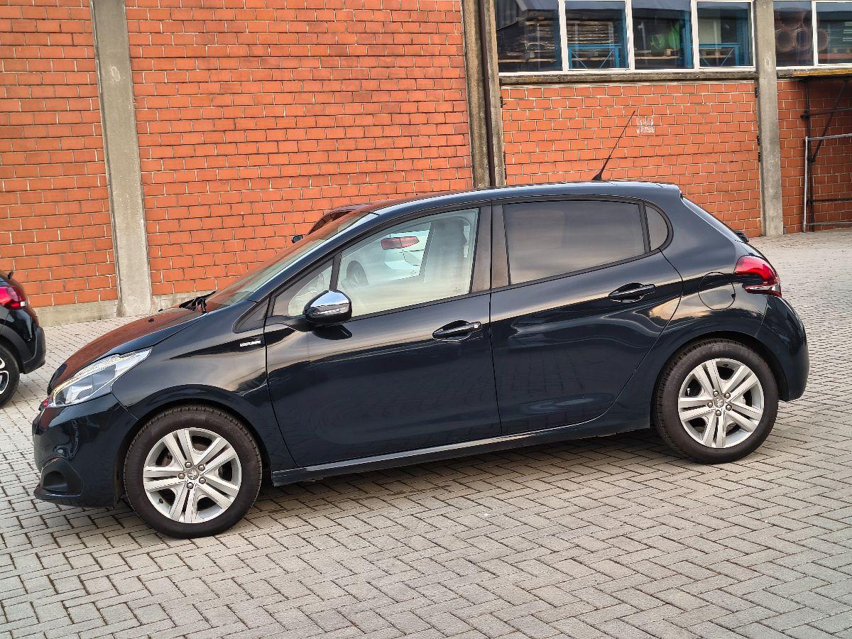 PEUGEOT - 208 - PureTech 82 5p. Allure