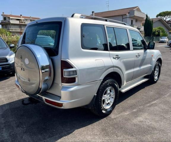 Mitsubishi Pajero Pajero 3.2 tdi 16v di-d GLS-2 wagon auto