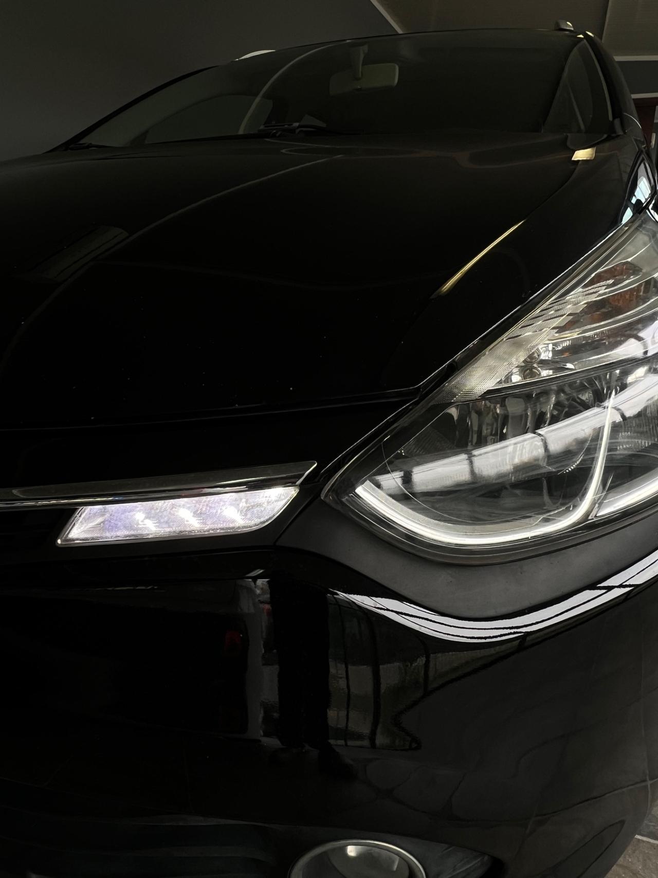 Renault Clio Sporter 1.5 dCi 8V 90CV Start&Stop Energy