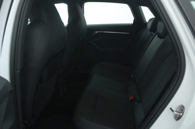 AUDI A3 SPB 35 TDI Stronic S line edition Fari LED Matrix