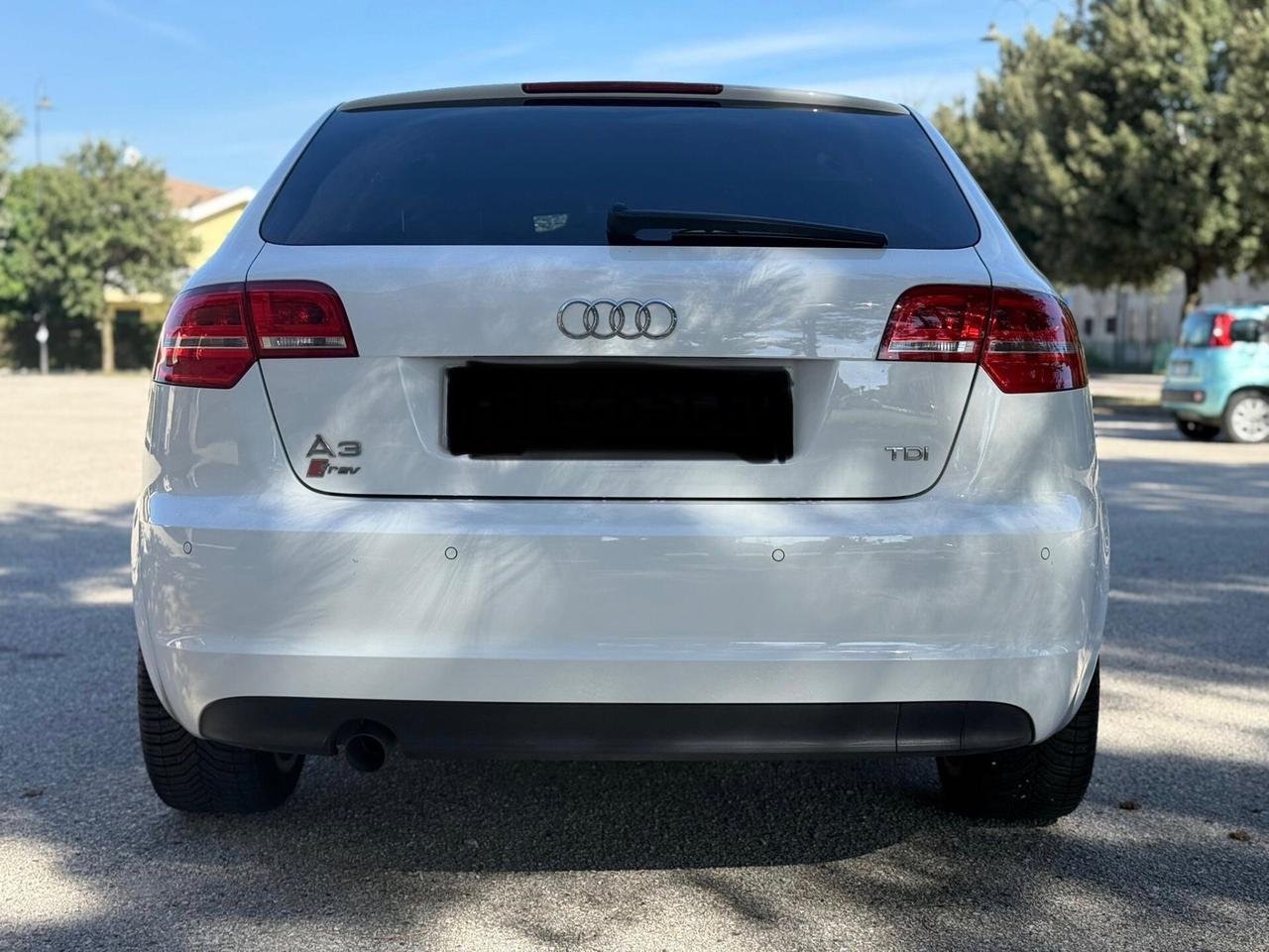 Audi A3 SPB 1.6 TDI 105 CV CR Ambition