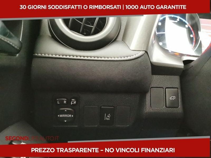 Toyota RAV4 2.0 d-4d Lounge 2wd mt my17