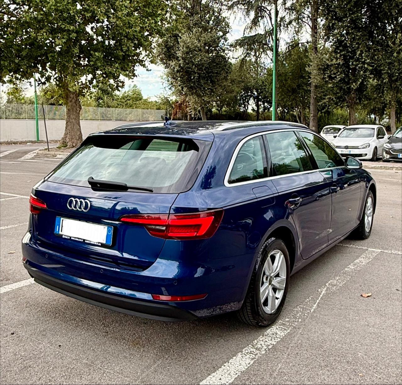 Audi A4 2.0 TDI 150 CV S tronic