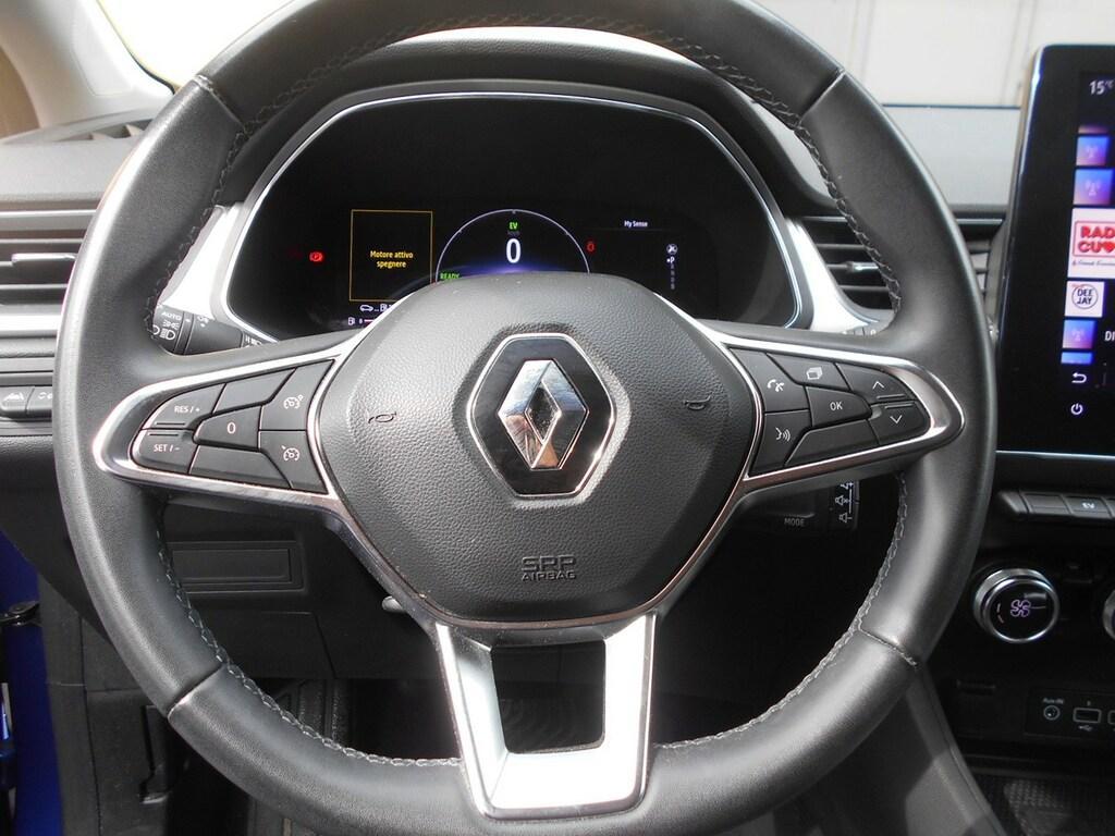 Renault Captur 1.6 E-TECH Hybrid Techno Fast Track Auto