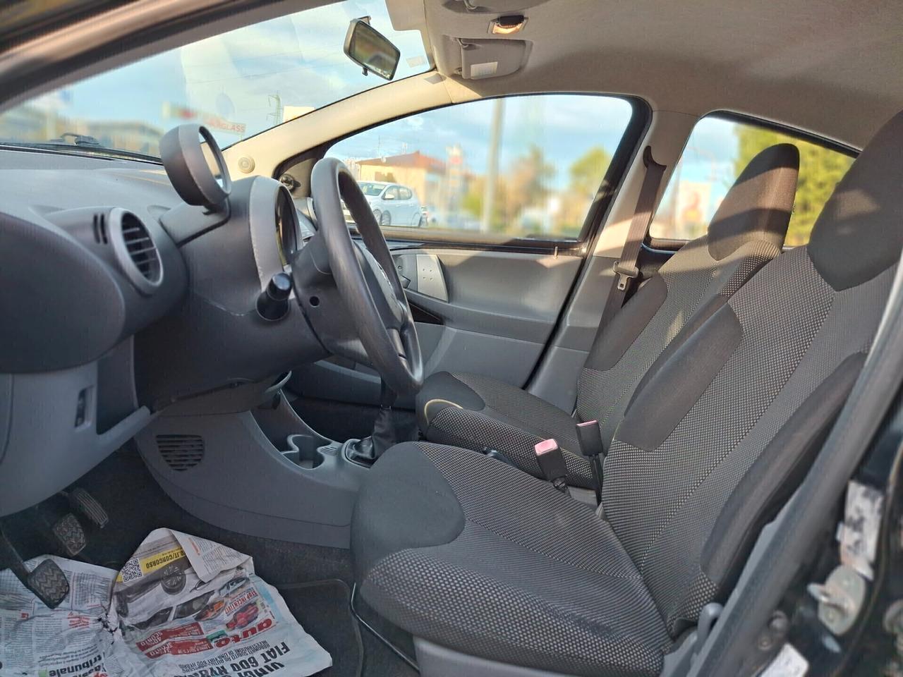 Toyota Aygo 1.0 12V VVT-i 5 porte