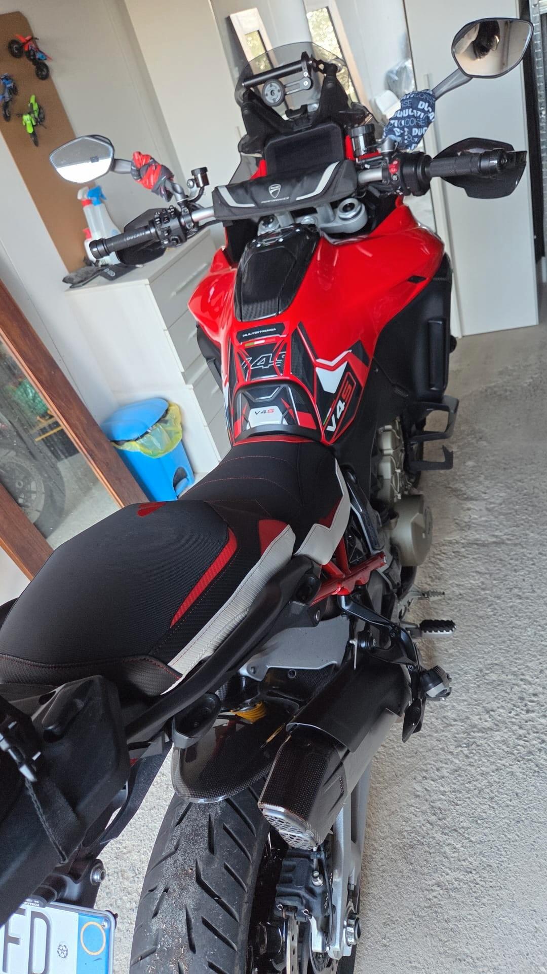 Ducati Multistrada V4s