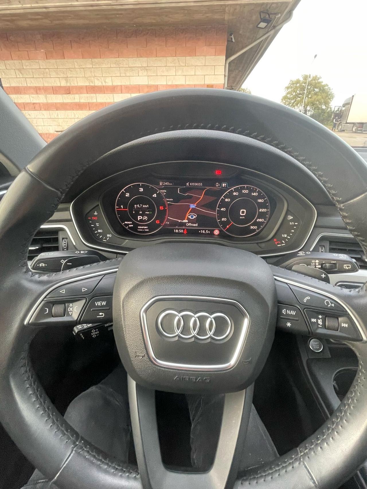 Audi A4 Avant 35 TDI 2.0 150 cv S-tronic S-line edition. Full optional