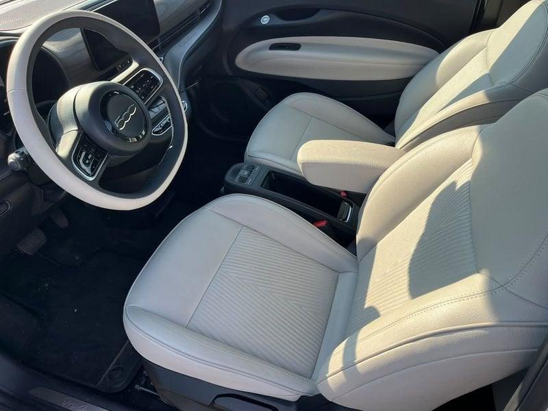 FIAT 500 Electric Elettrica Giorgio Armani 118cv