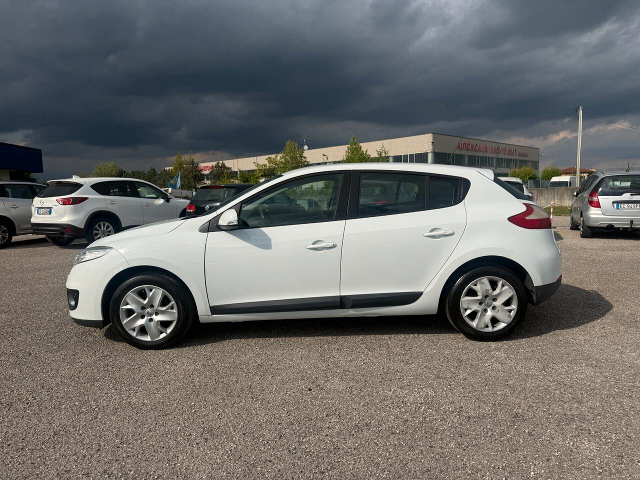 Megane 1.5 dCi 110CV Wave Autocarro