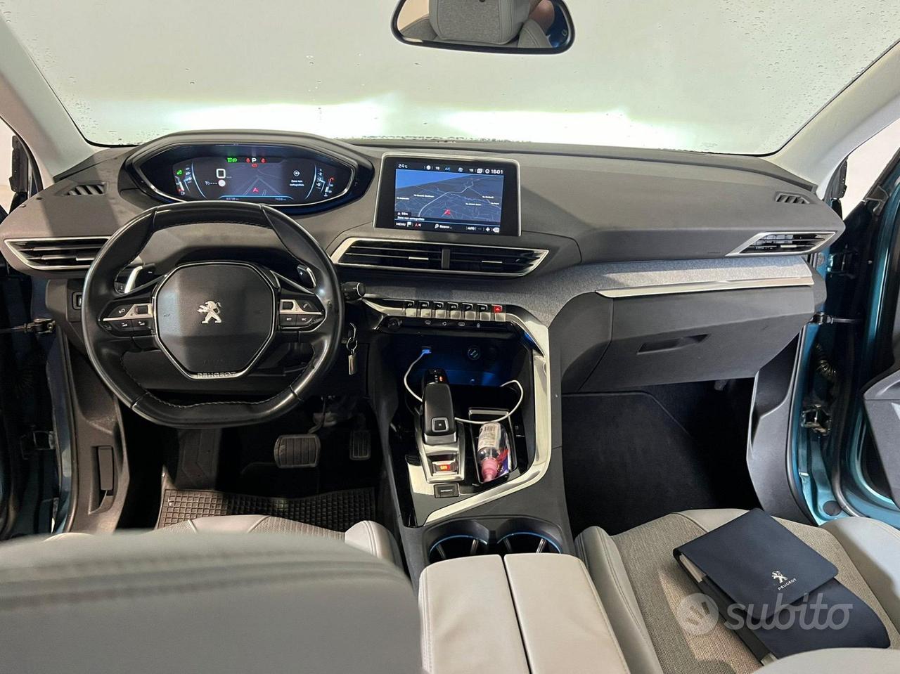 Peugeot 5008 5008 1.6 bluehdi Active s&s 120cv 7p.