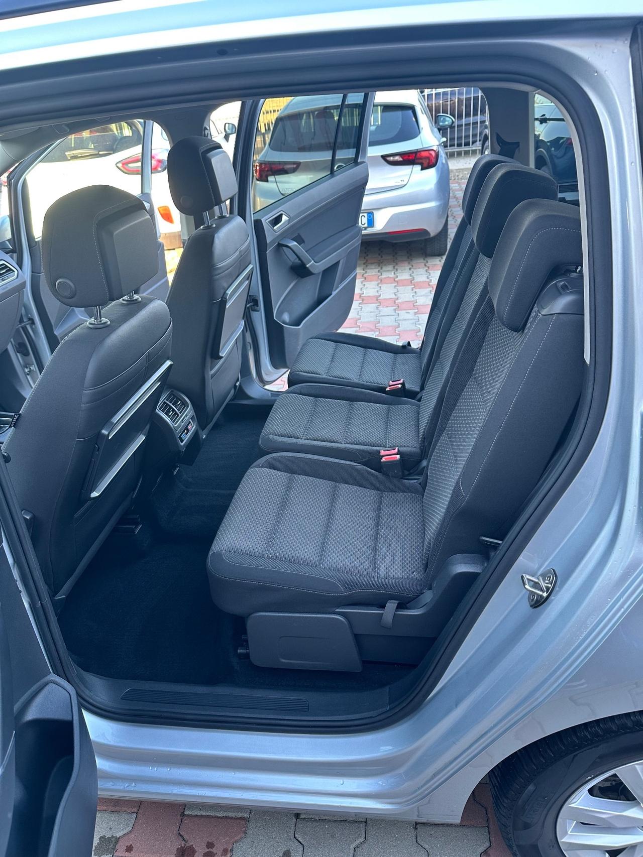 Volkswagen Touran 1.6 TDI 115 CV SCR DSG Comfortline BlueMotion7 POSTI