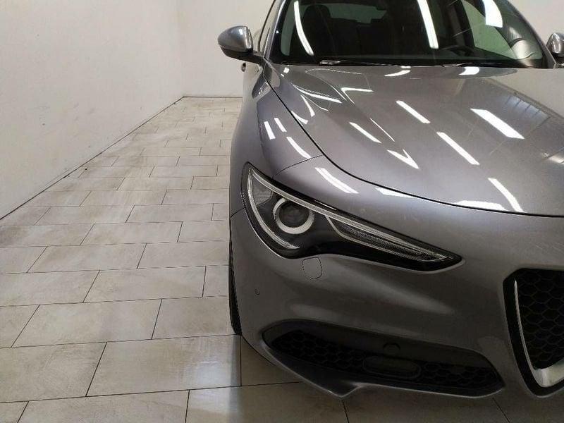 Alfa Romeo Stelvio 2.0 t First Edition Q4 280cv auto