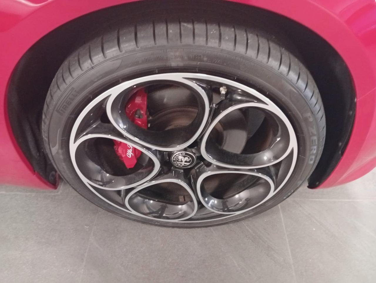 Alfa Romeo Giulia 2.0 Turbo 280 CV AT8 AWD Q4 Competizione