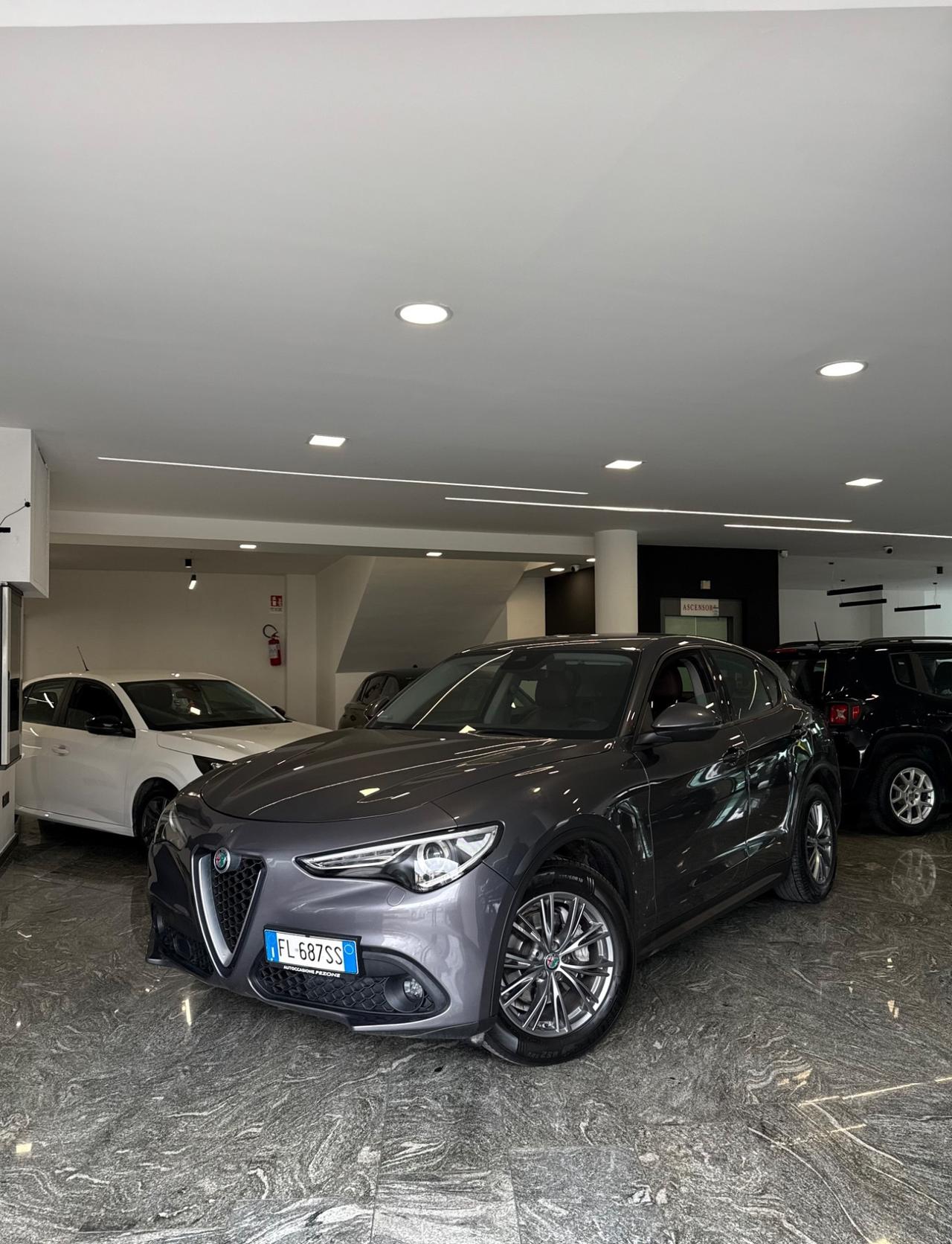 Alfa Romeo Stelvio 2.2 Turbodiesel 180 CV AT8 RWD Super