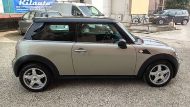 Mini 1.6 16V Cooper Chili