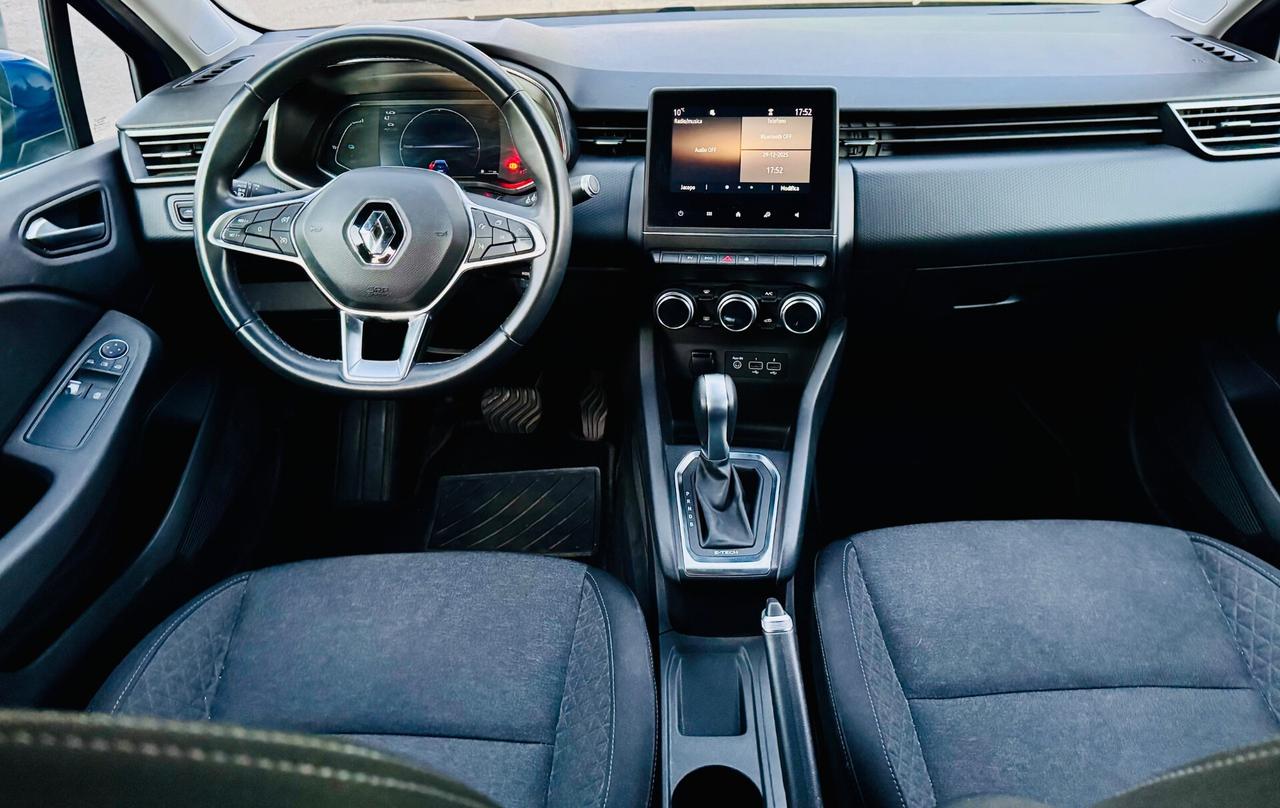 Renault Clio Full Hybrid E-Tech 140 CV 5 porte Initiale Paris