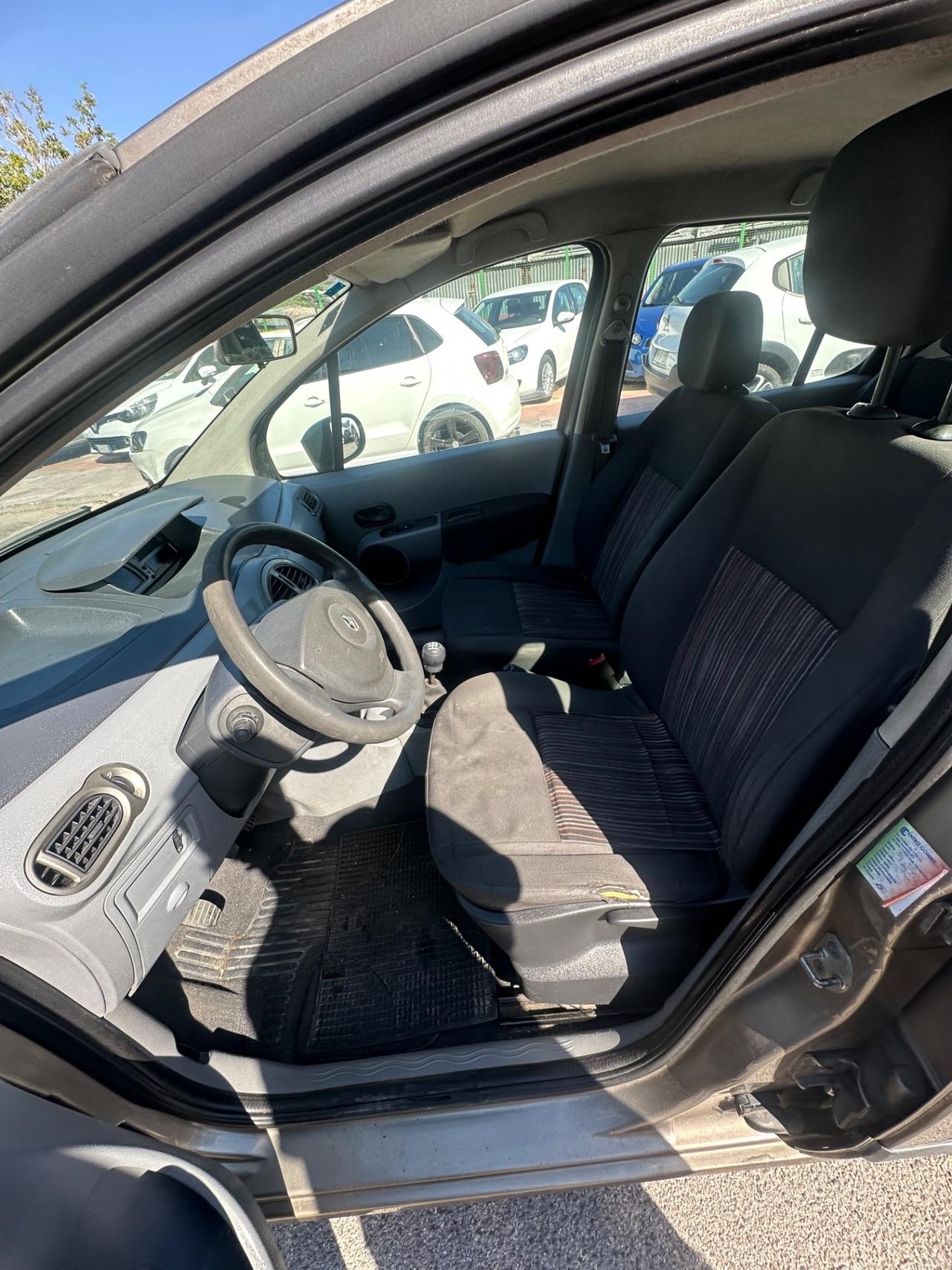 Renault Modus 1.5 dCi 85CV Dynamique