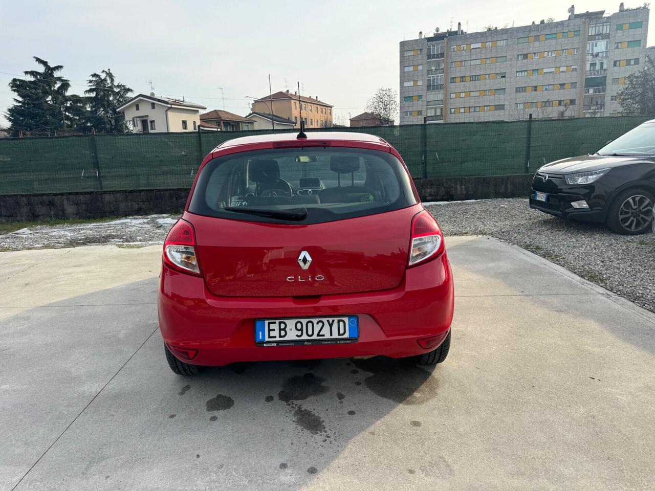 Renault Clio 1.2 16V 5 porte GPL Dynamique neopatentato