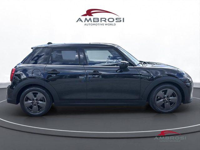 MINI Cooper 5 porte 1.5 Essential Auto