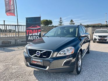 Volvo XC 60 D5 AWD R-design Geartronic