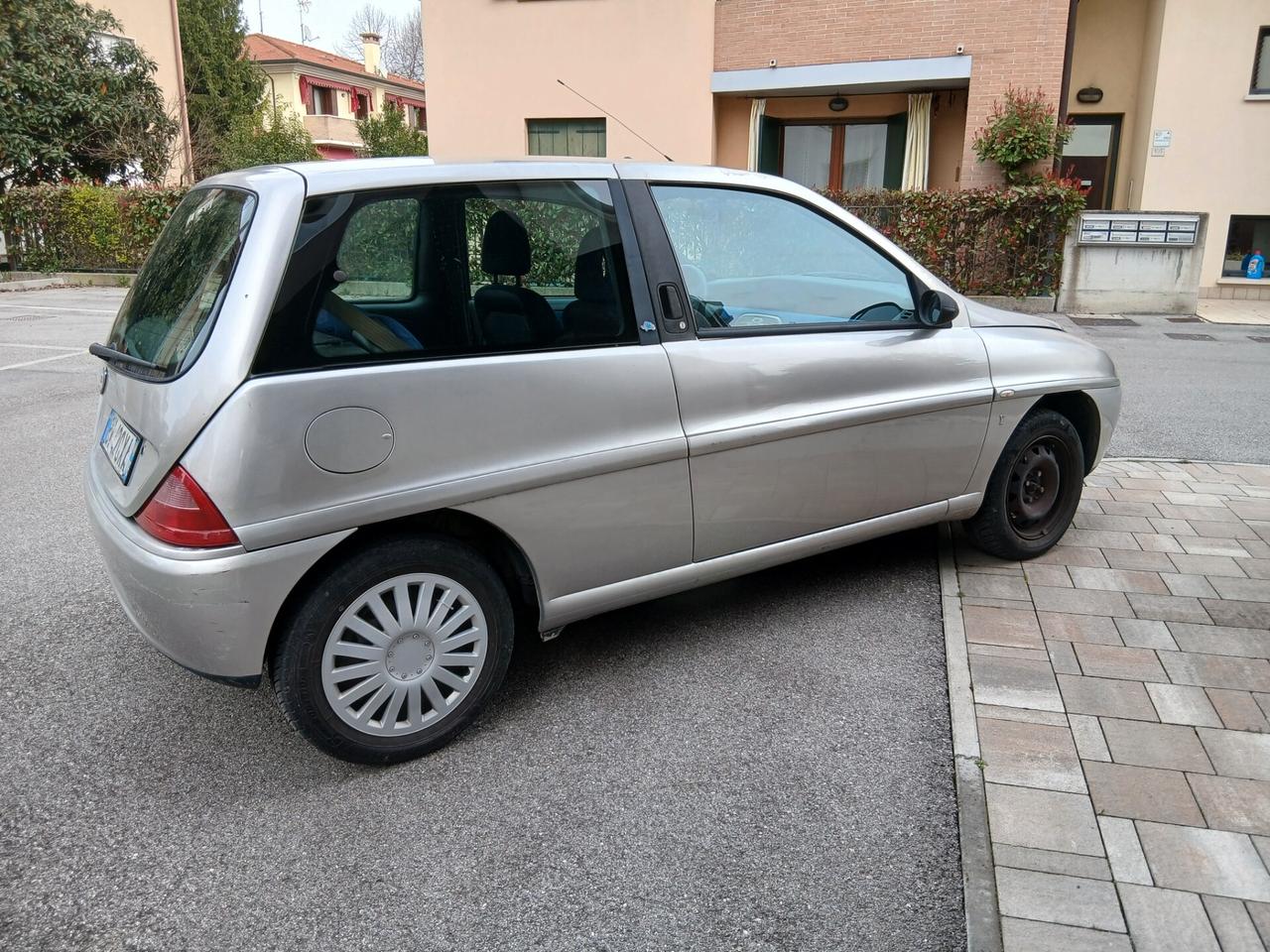 Lancia Y 1.2i cat Elefantino clima PREZZO NON TRATTABILE ...