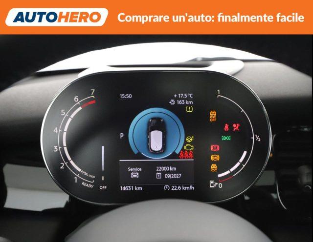 MINI Cooper 1.5 Cooper Essential 5 porte