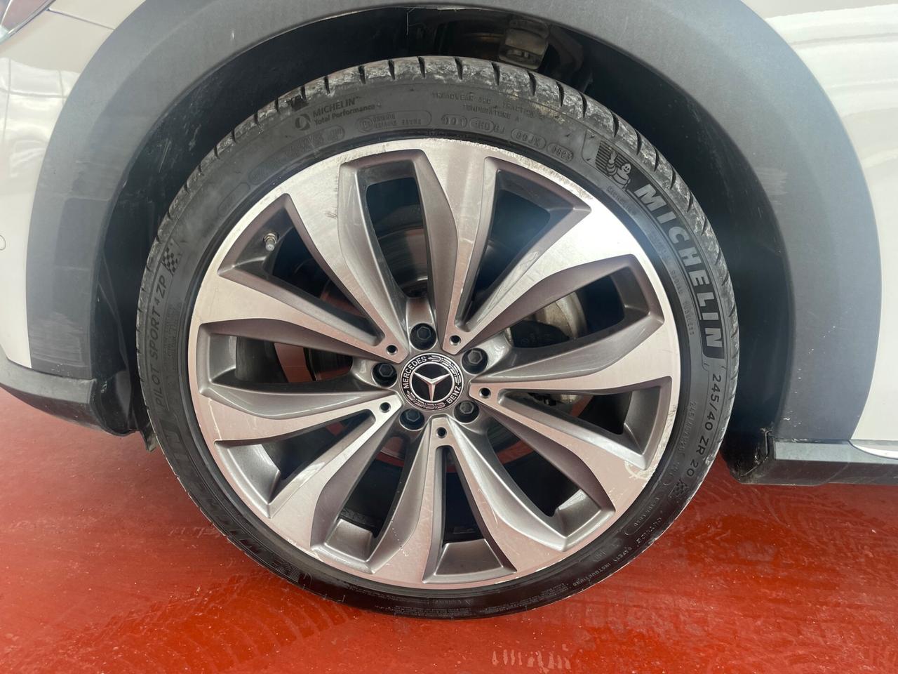 Mercedes-benz E 220 d S.W. | Garantito 12 Mesi