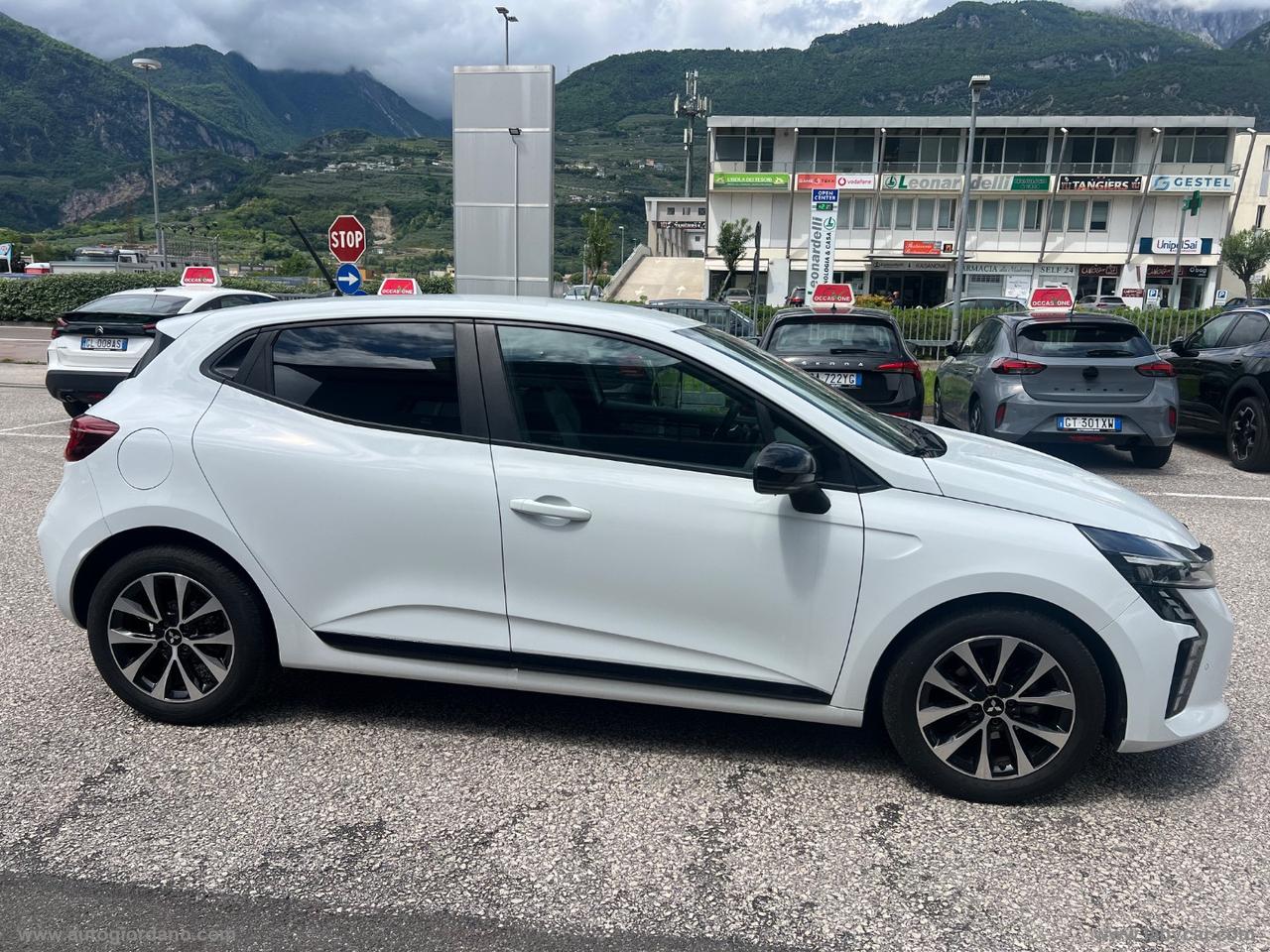 MITSUBISHI Colt 1.0L turbo 90 CV Invite