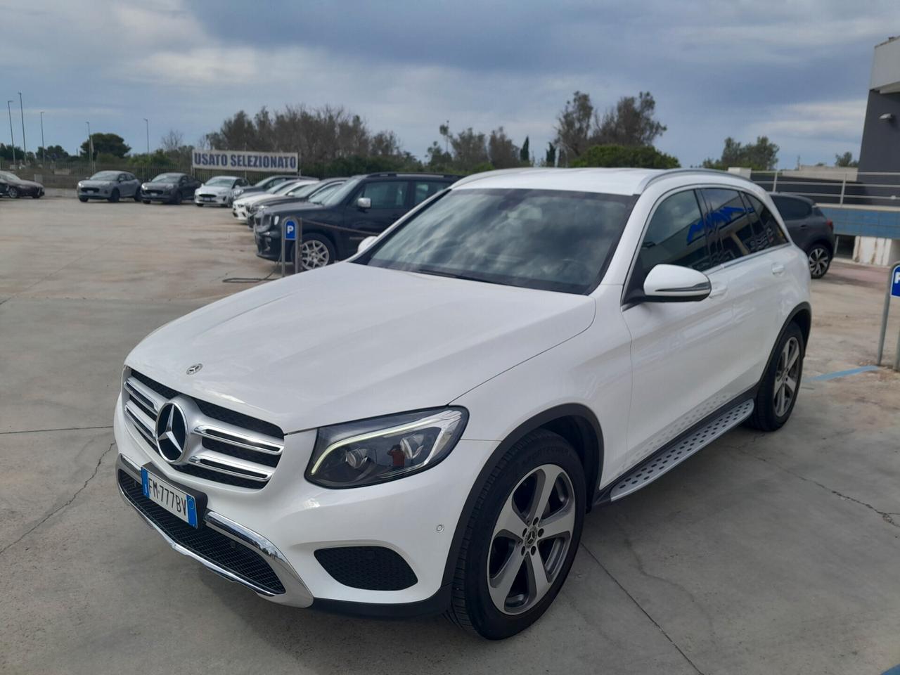 MERCEDES-BENZ GLC 220 D 4MATIC PREMIUM
