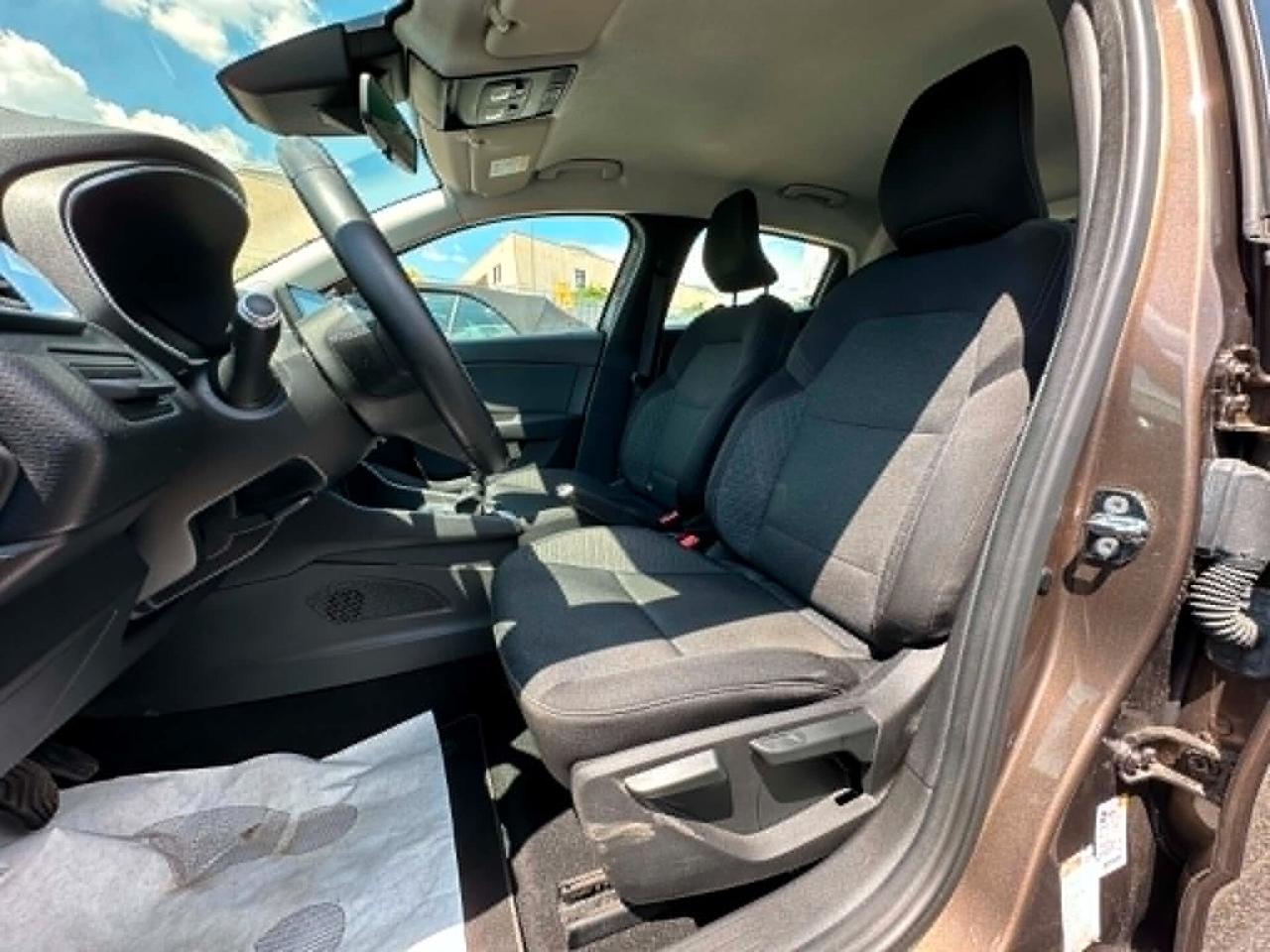 Renault Clio TCe 100 CV 5 porte Intens