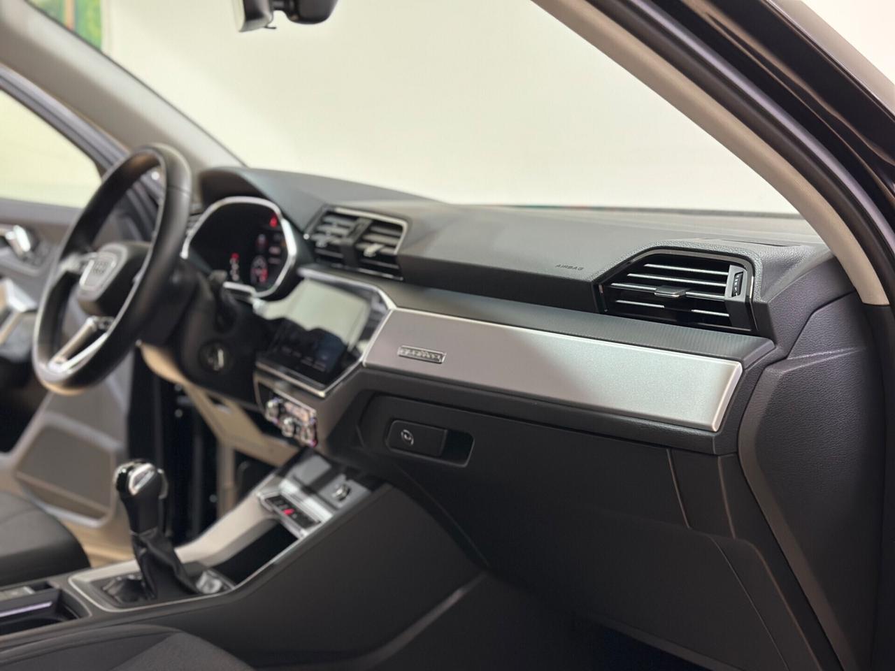 Audi Q3 40 TDI quattro S tronic S line edition
