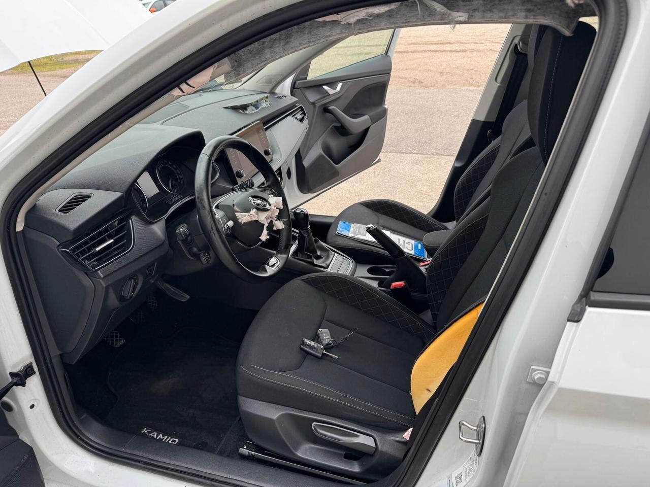 Skoda Kamiq 1.0 tsi Style 95cv - INCIDENTATA