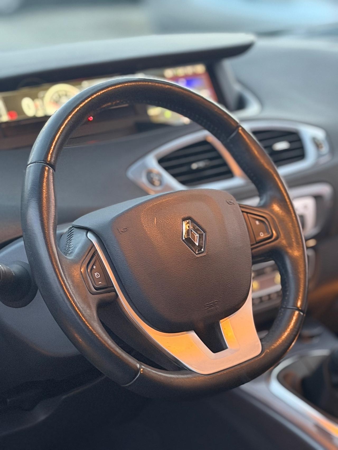 Renault Scenic Scénic XMod Cross 1.5 dCi 110CV Energy