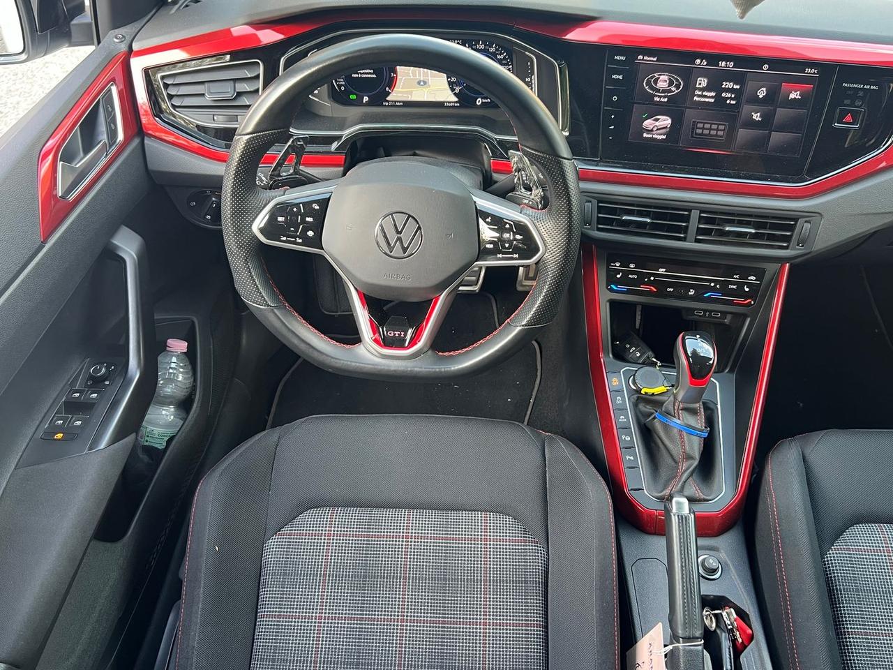 Volkswagen Polo GTI 2.0 TSI GTI #10534