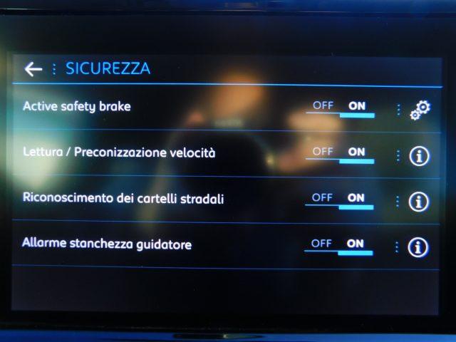 PEUGEOT 208 PureTech 100 CV S&S Allure