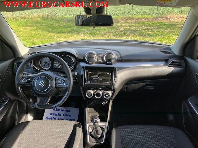 SUZUKI Swift 1.2 Hybrid Top