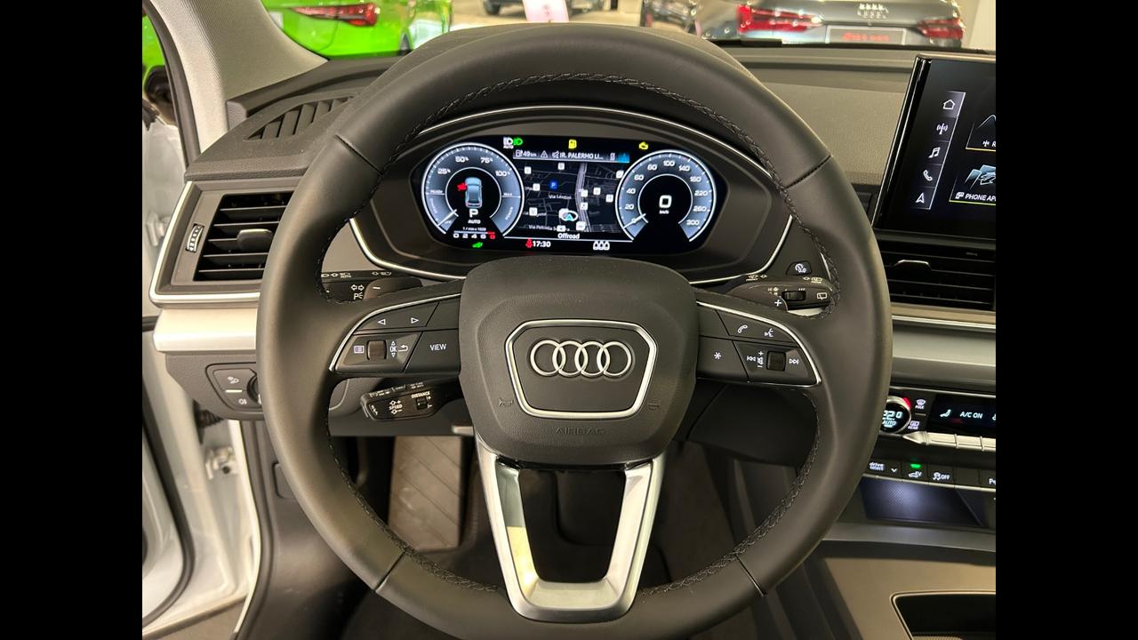 Audi Audi Q5 Sportback Business Advanced 50 TFSI e quattro 220(299) kW(CV) S tronic