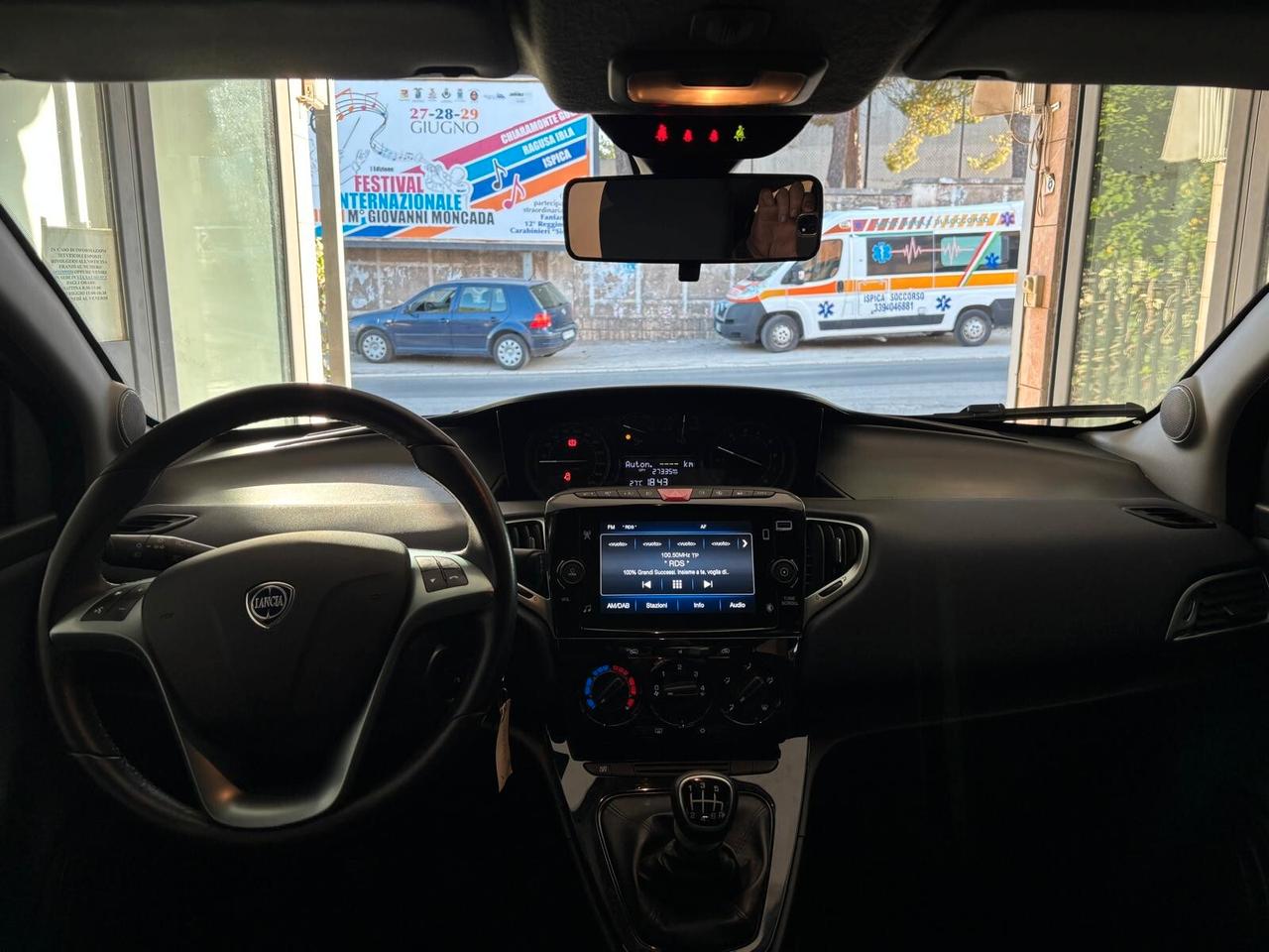 Lancia Ypsilon 1.0 FireFly 5 porte S&S Hybrid Gold Plus